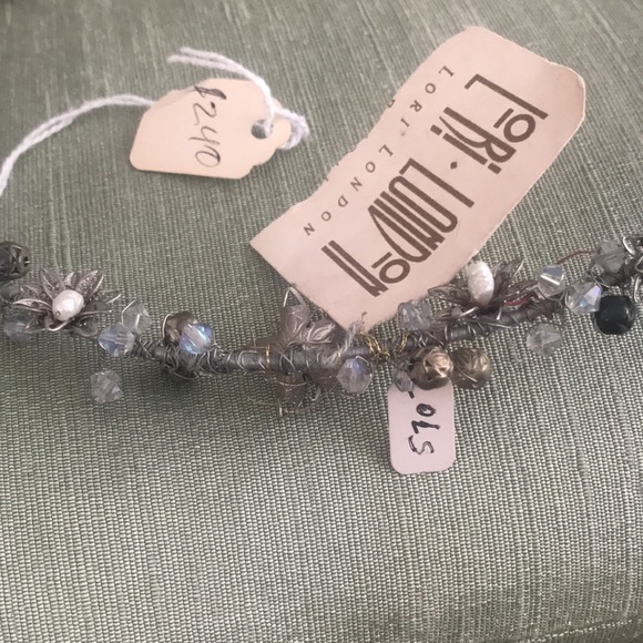 Tiara vintage branded .Lori london - Picture 3 of 5
